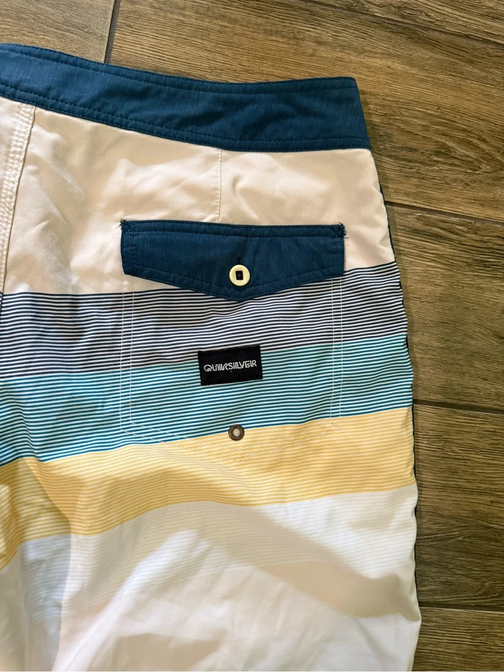 Quiksilver Men’s White Swim Shorts with Blue, Gray & Yellow Stripes